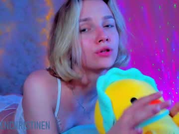 female cam couple helenchristensen image #2476598