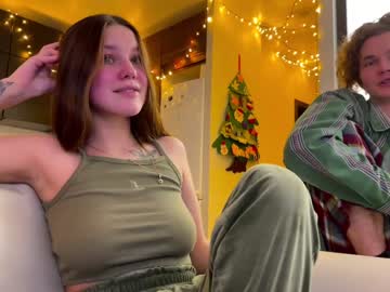 female cam couple di_n_alex image #3449944