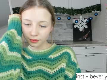female cam couple beverlyvega image #3380289