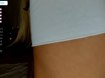 female cam girl one_more_cum image #2937423