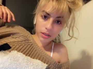 female cam girl avamonroexo image #3943535