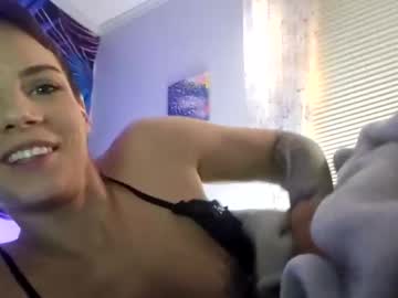 female cam girl juicyjaelee image #4058824