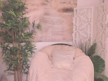 female cam girl yourmidnightcoffee image #2498882