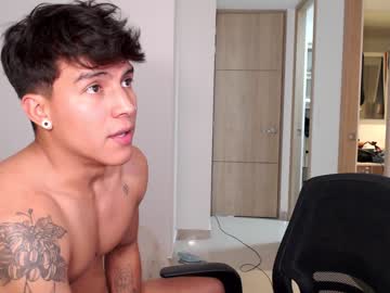 female cam man sebastiancollins image #1589220