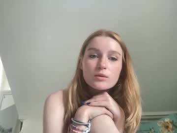 female cam girl frecklytaylor image #2460572