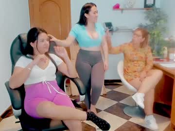 female cam couple bluebooxxx image #3265447