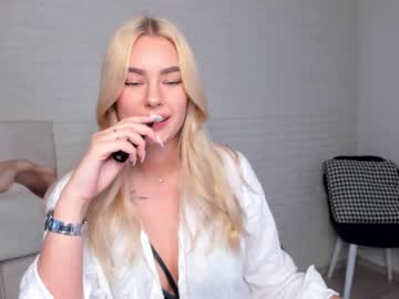 female cam girl 8a8y_nura image #1517910