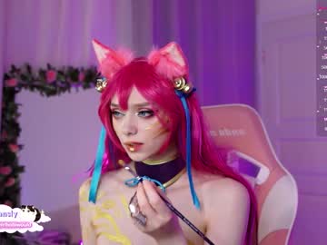 female cam girl holliwould_ image #3501519