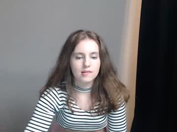 female cam girl mija_mari image #3091780