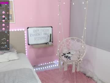 female cam girl little_effy18 image #1278789