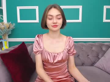 female cam girl adelewilson__ image #504781