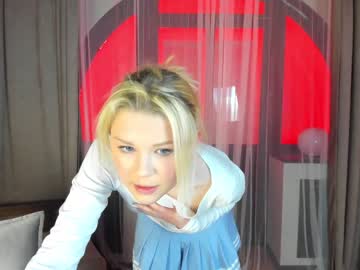 female cam girl betty_blush image #3236030