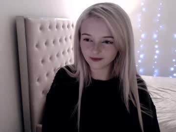 female cam girl xoberry image #171759
