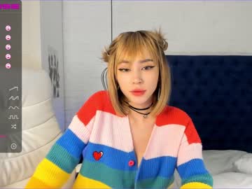 female cam girl hee_jin image #1000227
