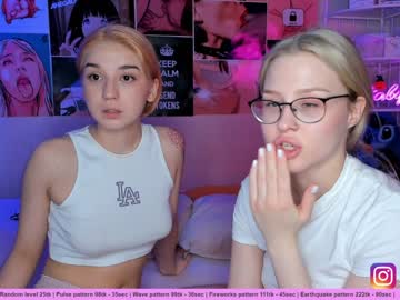 female cam couple huntertiana image #508033