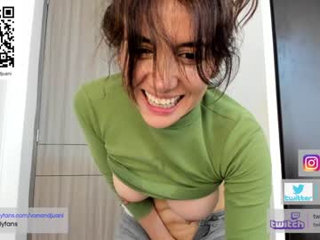 female cam girl vanandjuani image #3631065