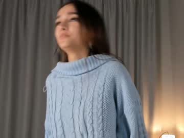 female cam girl more_wine_here_sweetie image #3967197