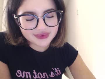 female cam girl playnofuckinggames image #2941633