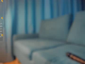 sarahuff  female  webcam