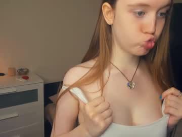 female cam girl break_the_wall image #4026849