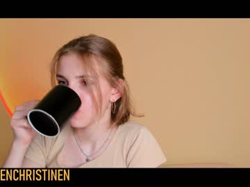 female cam couple helenchristensen image #2232142