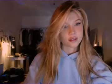 female cam girl bitter_moon image #3367200