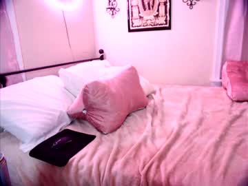 female cam girl aynmarie image #2972072