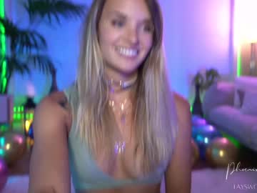 female cam girl phoenix_taylor image #2012184