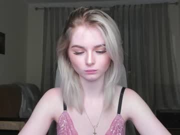 female cam girl yuppiyulia image #227949