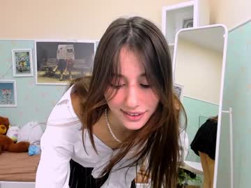 female cam girl marine_davey image #1747512