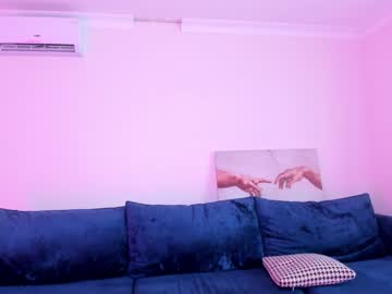 female cam girl 8a8y_nura image #2106497