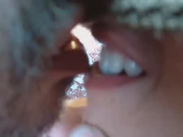female cam couple latinapicante image #1143363