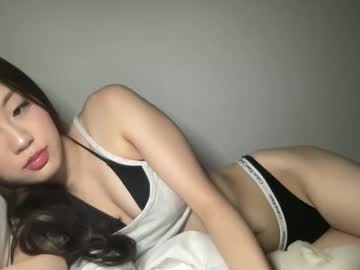 female cam girl juliesummerss image #4038042