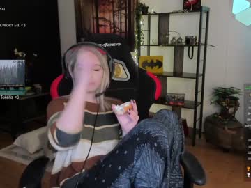 female cam girl kimilee22 image #1672826