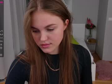 zlatafoster  female  webcam