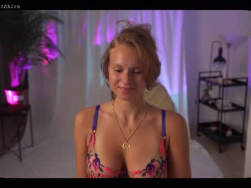 female cam girl chillwithkira image #2261449