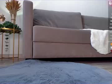 female cam girl megan_foxxx15 image #2717065