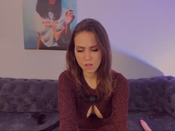 female cam girl karaline_barns image #1008585