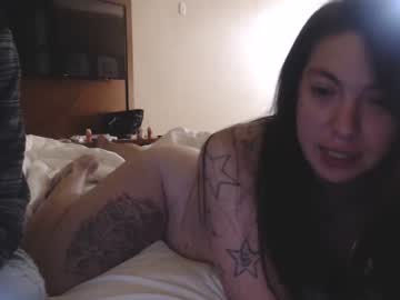 female cam couple melmel0 image #3442805