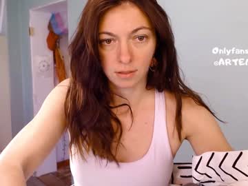 female cam girl artemisfit image #1622726