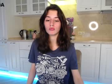female cam girl kate_lewis image #2758865
