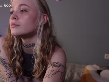 female cam girl tendertainted image #3342743