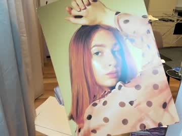 female cam girl kissofirina image #3940549