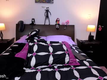 female cam girl kellytesh image #989999