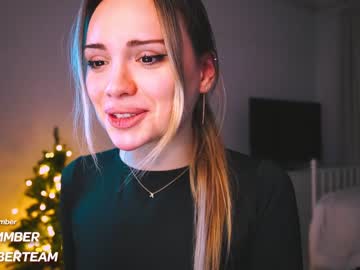 female cam girl emmber image #3424043