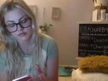 female cam girl charlitbaker image #3017420