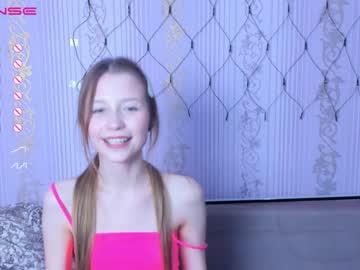 female cam couple beverlyvega image #2840609