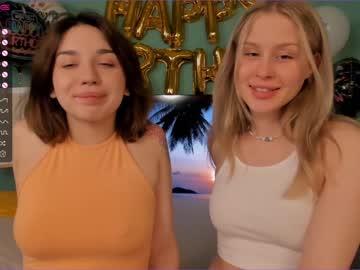 female cam couple huntertiana image #1927992