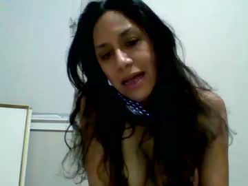 e111986  female  webcam