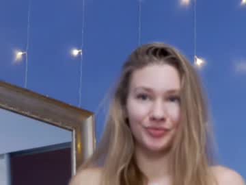 female cam girl teonasafina__ image #3652413